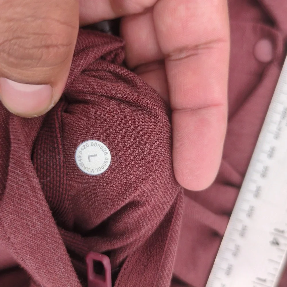 Lululemon Compatibility Shirt Mens Large Red Snap Front‎ Stretch Performance